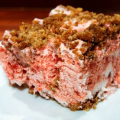 Frozen Strawberry Crumble Cake