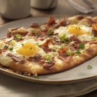 Breakfast Naan Pizza