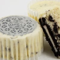 Oreo Cookies and Cream Cheesecake Bites