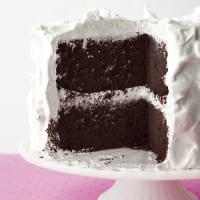 Devil&rsquo;s Food Cake with Fluffy Frosting