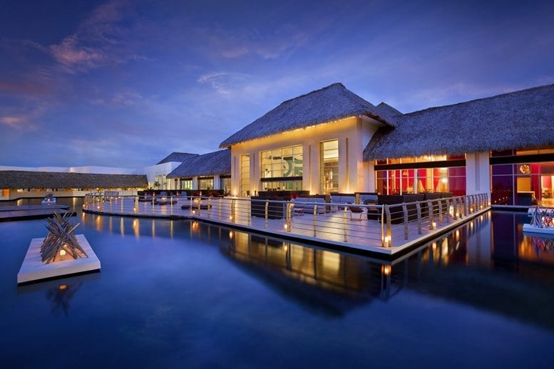hrh_punta_cana_exterior_eclipse_terrace