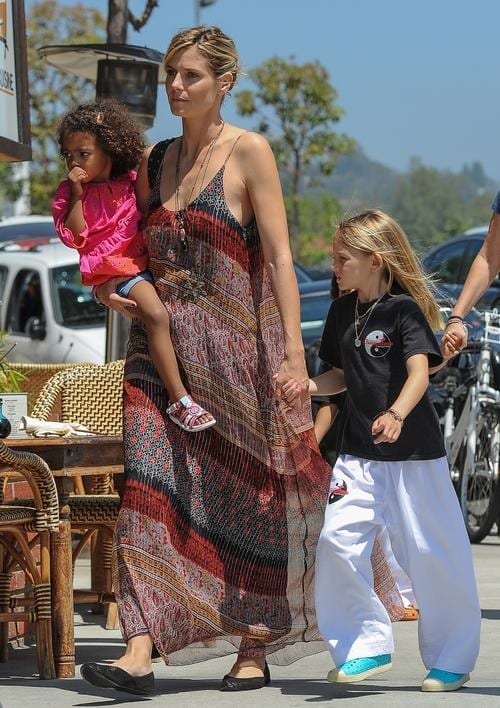 Heidi Klum and family walk to lunch in Brentwood, CA.