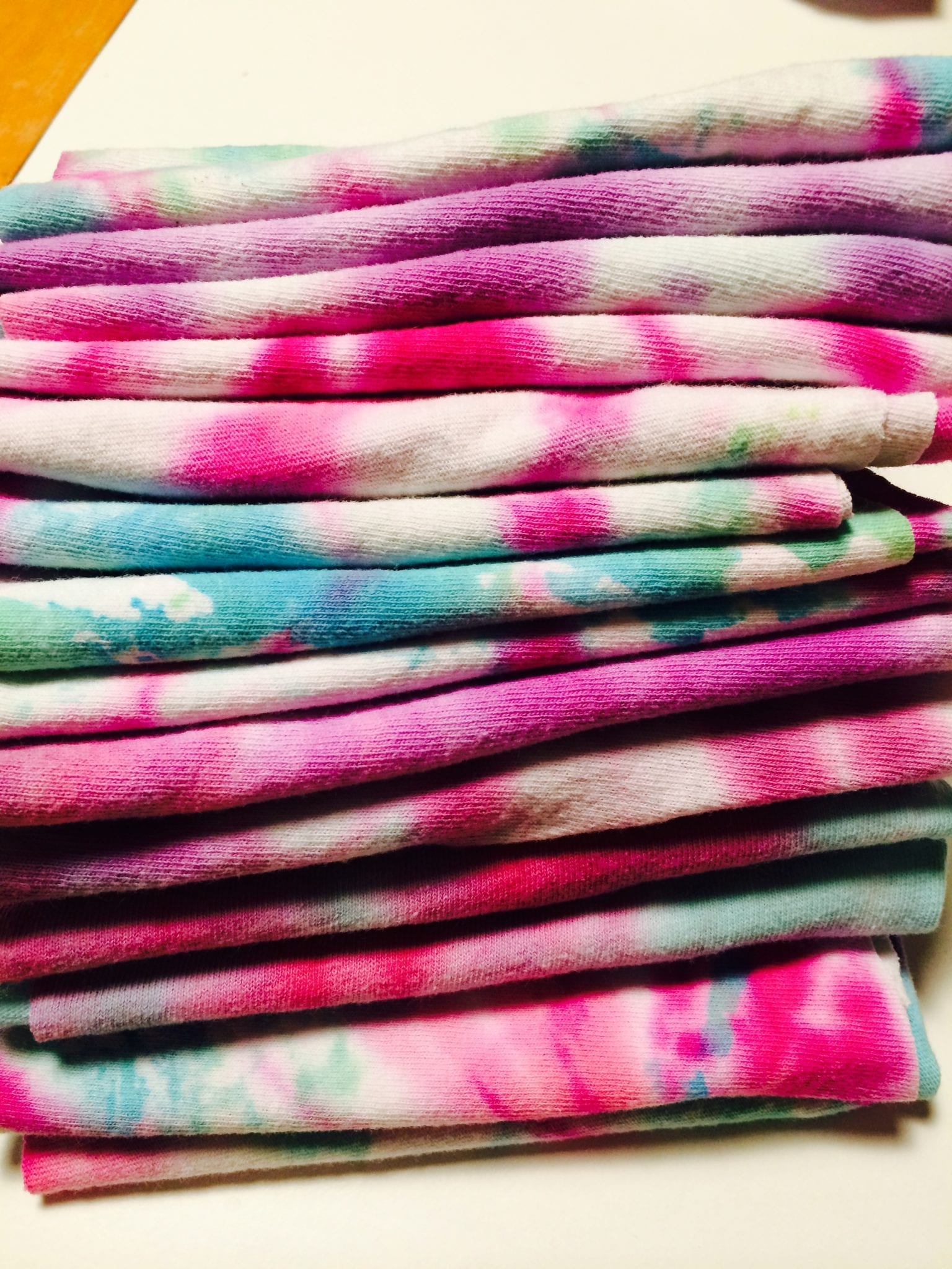 How To Repurpose Cotton T-Shirts into Cleaning Rags - Modern Day Moms