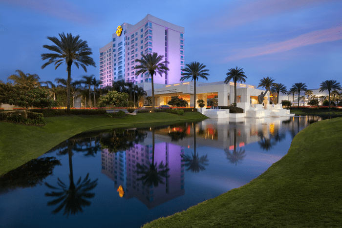 HRHC Tampa_Exterior_3154 v2