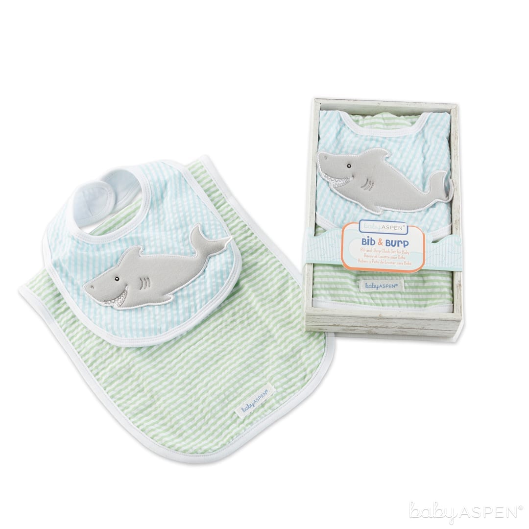 bib-and-burp-set-shark-layed-out